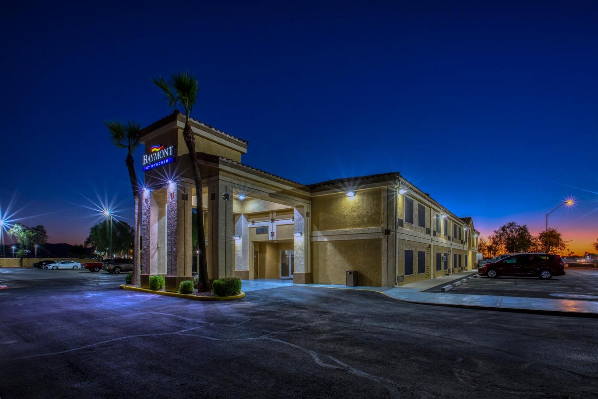 Baymont By Wyndham Casa Grande Hotel Exterior photo