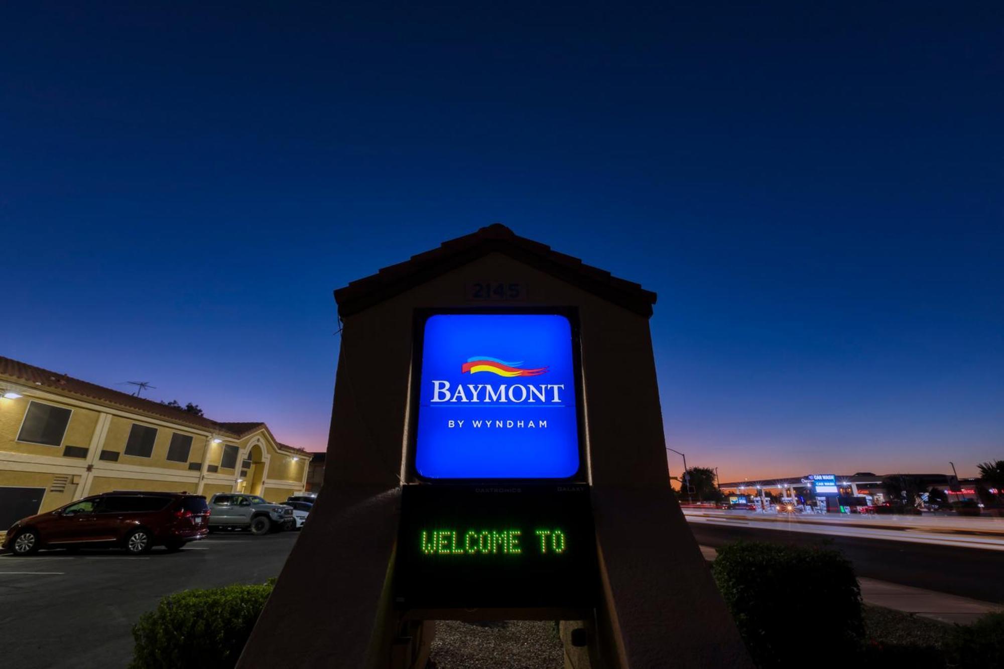 Baymont By Wyndham Casa Grande Hotel Exterior photo